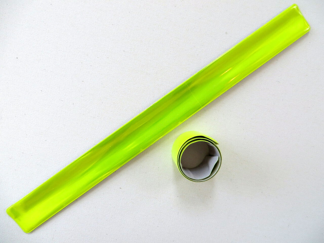 Yellow slap wrap reflector