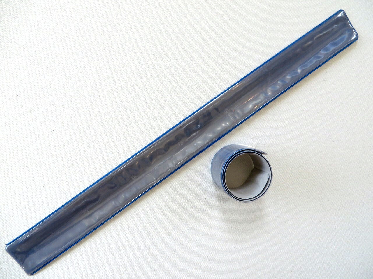 Wrap Rib Reflector Wrap - Slap Wrap Reflector Blue – C Me Pedestrian Reflectors